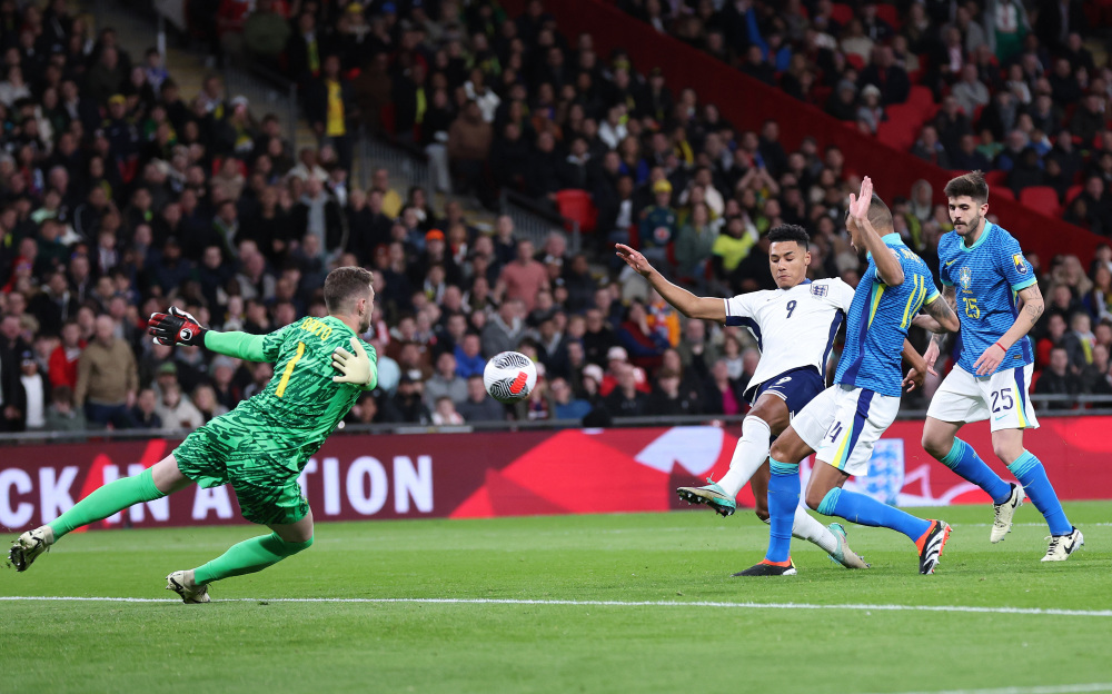 多场比赛中 多场比赛中