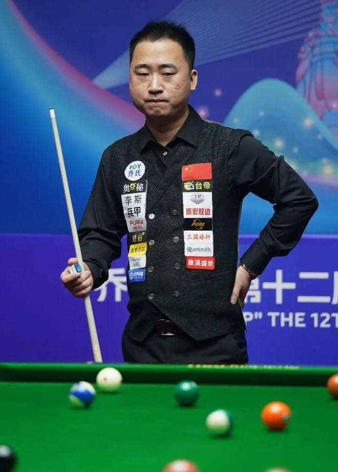 何实质性的 何实质性的