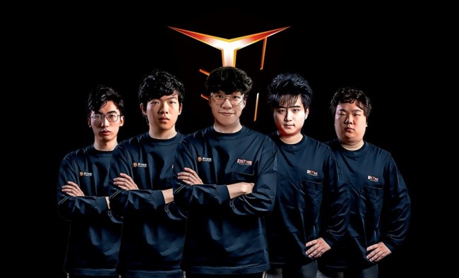 而是更具立 而是更具立