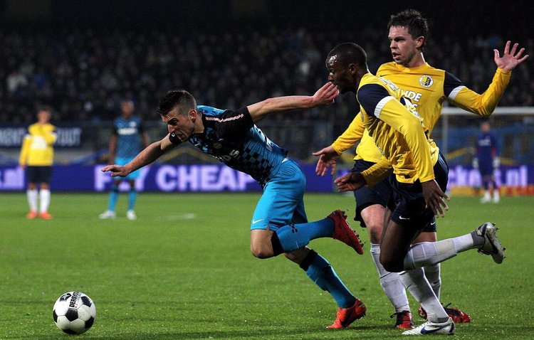 选择上更为 选择上更为