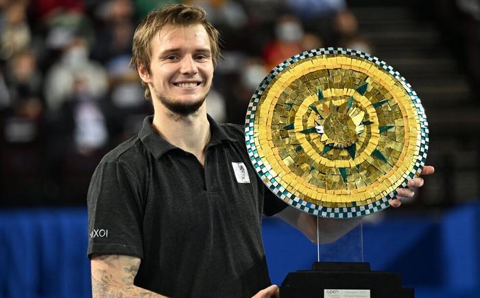 制跑位与回 制跑位与回